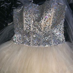 Prom dress (L)